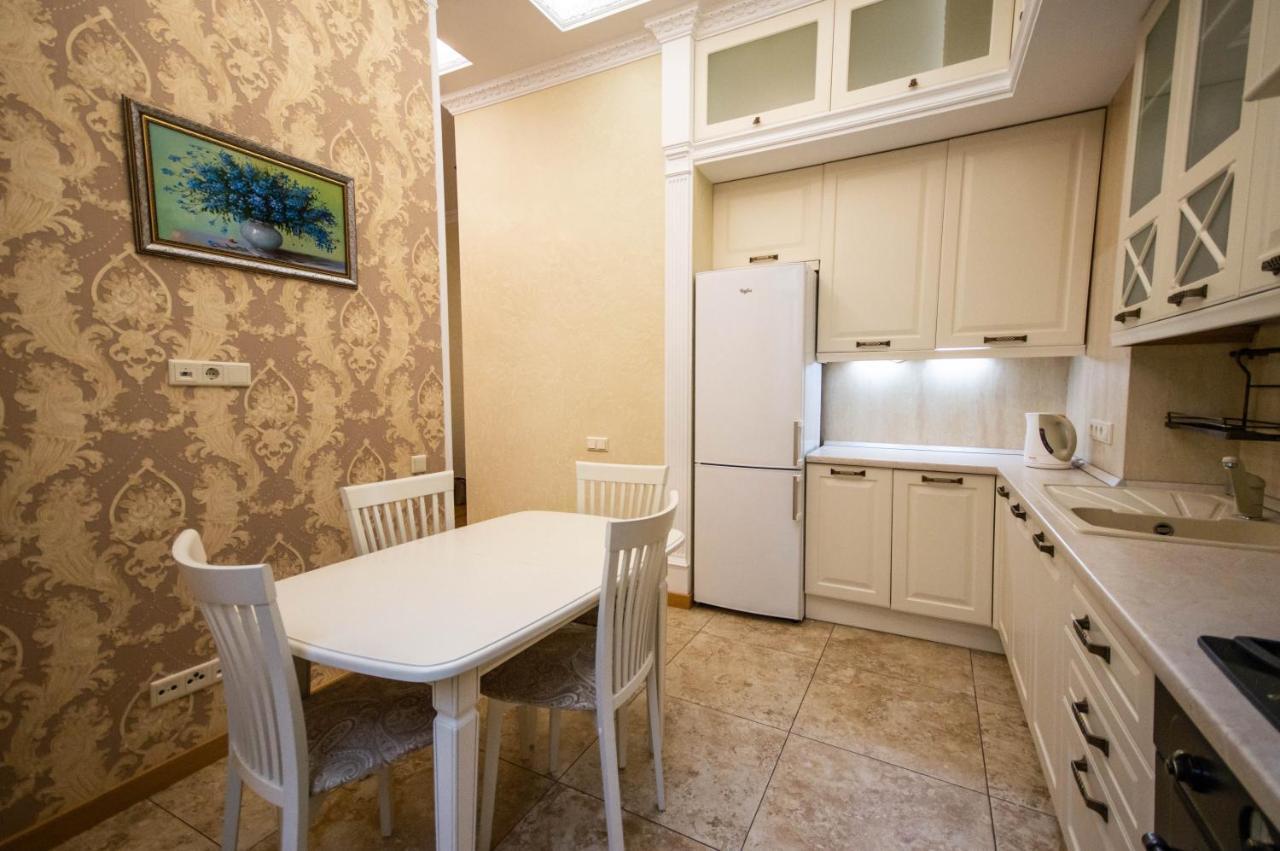 Kyiv Classic Apartment Экстерьер фото